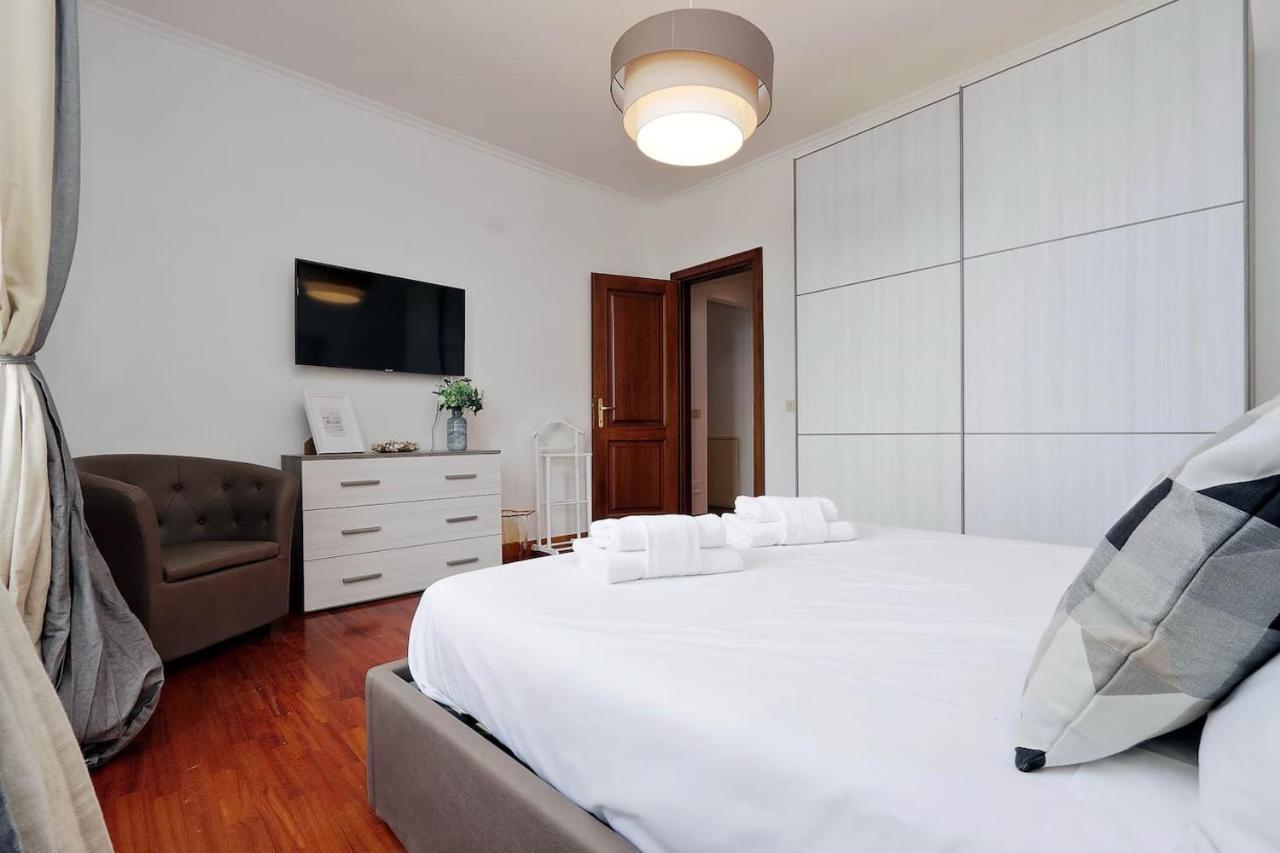 Colosseo Sunset Apartment Рим Екстериор снимка