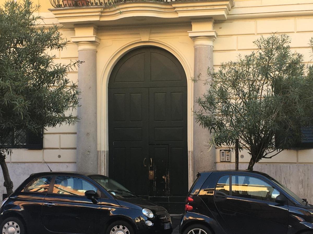 Colosseo Sunset Apartment Рим Екстериор снимка